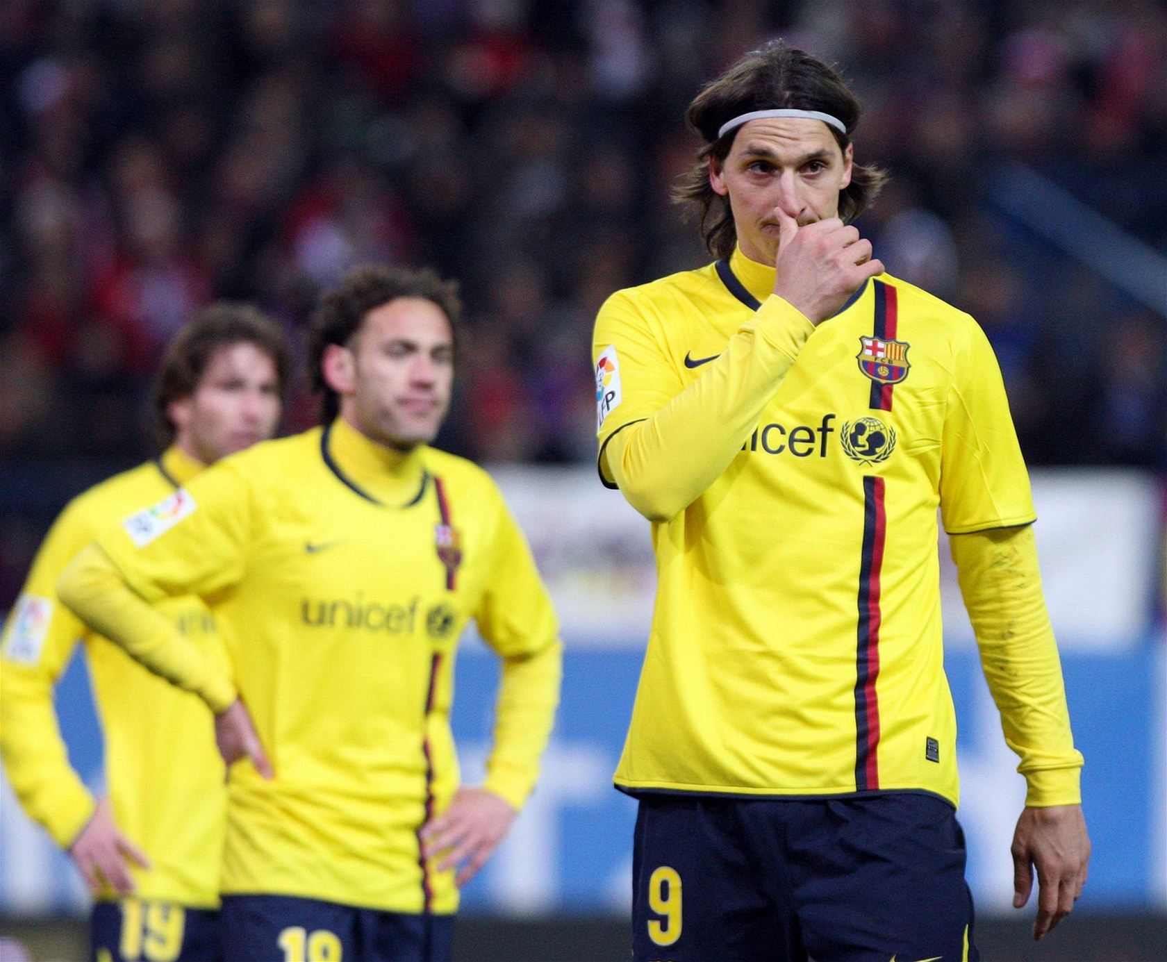 PORA�ENÁ BARCELONA. Úto�ník Barcelony Zlatan Ibrahimovic je zklamaný z porá�ky.