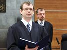 Soudce Nejvyího správního soudu v Brn Vojtch imíek vynesl verdikt o zruení Dlnické strany. (17. února 2010)
