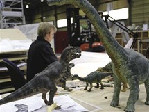 Ppravy pedstaven Putovn s dinosaury