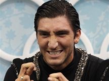 NEEKAN VTZ. Americk krasobrusla Evan Lysacek slav neekan olympijsk zlato.