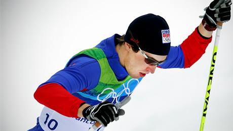eský bec Martin Koukal pi závod na 15 km volnou technikou. (15. února 2010)