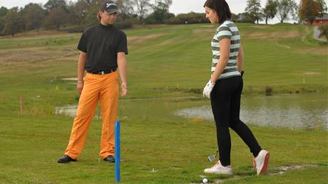 Seriál o golfových pravidlech - pravidla pro dropování.