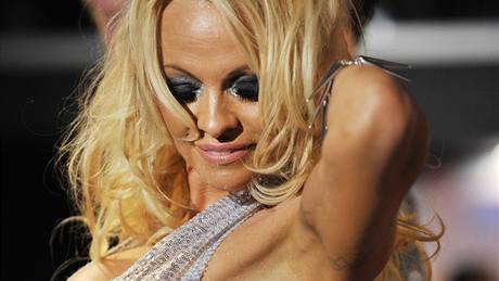 Pamela Andersonová na pehlídce A*MUSE na newyorském týdnu módy