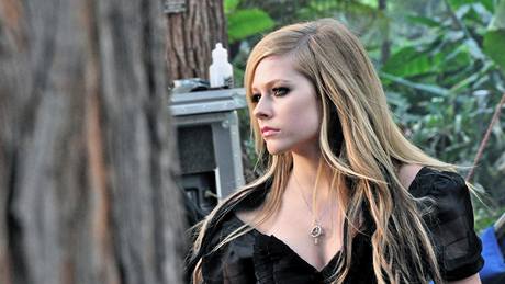 Alenka v íi div - Avril Lavigne