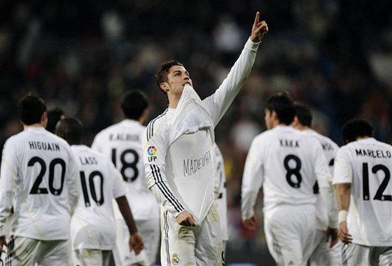 Cristiano Ronaldo z Realu Madrid slaví gól.