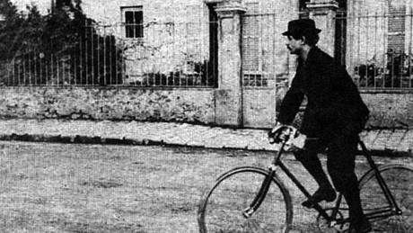 Alfred Jarry na kole