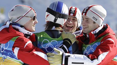 Rakoutí skokané na lyích se radují z triumfu v souti drustev