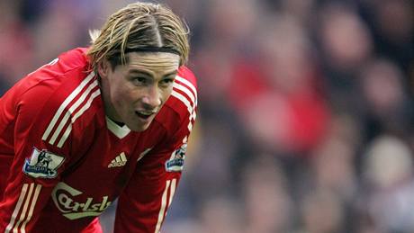 TADY U� NEBUDU. �pan�lský úto�ník Fernando Torres p�emý�lí, jestli v Liverpoolu z�stane i po této sezon�.