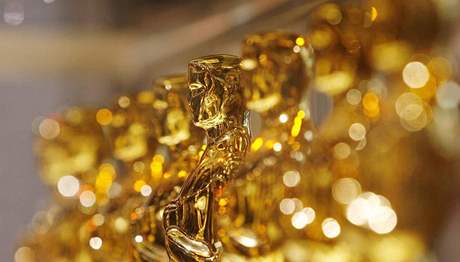 82. udílení Oscar se koná 7. bezna. Víkend ovem bude patit i domácím filmovým cenám - v sobotu se udlují etí lvi.