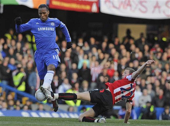 Drogba sice gól nedal, ale postup Chelsea oslavil.