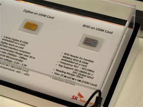 Speciln SIM karty opertora SK Telecom na veletrhu v Barcelon