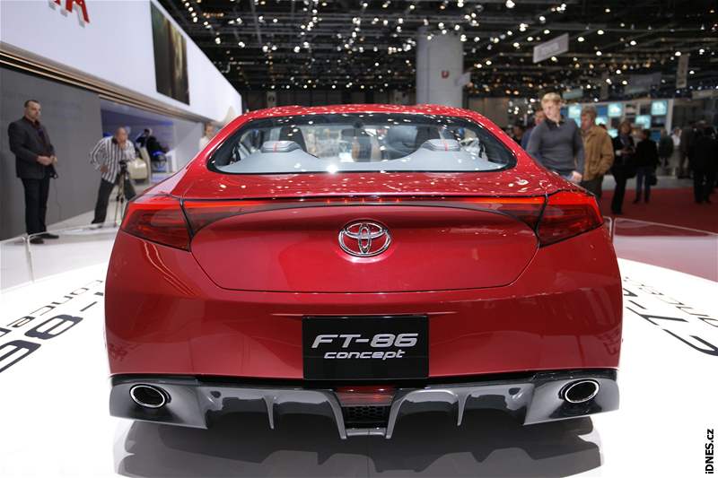 Toyota FT-86