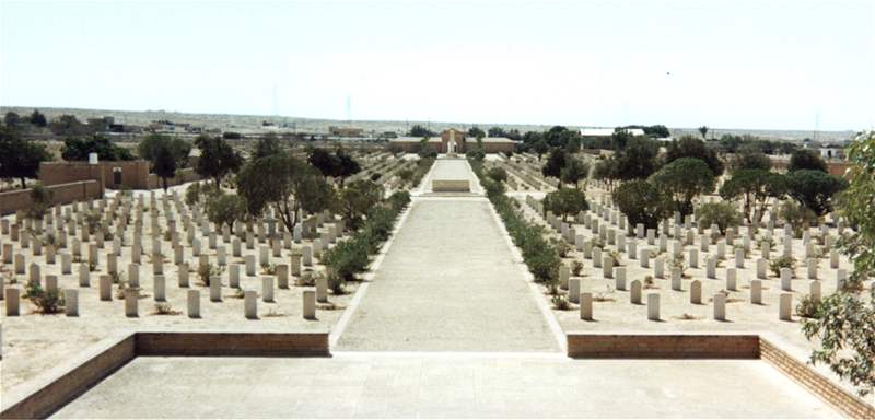 Válené hroby eských voják v Tobruku v Libyi. 