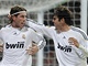 VYROVNAL. Sergio Ramos (vlevo) a Kak z Realu Madrid oslavuj branku madridskho klubu