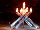 Kanadská rychlobruslaská legenda Catriona Le May Doan dostala na závreném ceremoniálu monost napravit nepovedené zaehnutí olympijského ohn z úvodu her.
