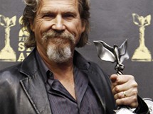 Herec Jeff Bridges s cenou Spirit Award za vkon ve filmu Crazy Heart