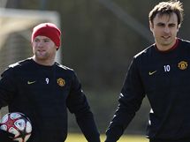 Wayne Rooney (vlevo) a Dimitar Berbatov na trninku Manchesteru United