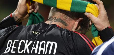 PEDMT DOLINÝ. álou v pvodních barvách Manchesteru ml dát Beckham najevo odpor k americkým majitelm klubu.