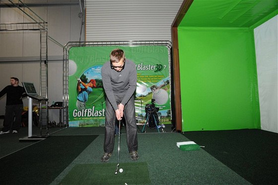 Golfový 3D simulátor na veletrhu Golf Show 2010.