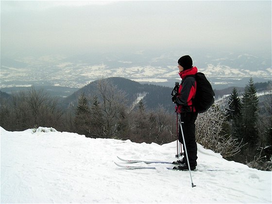 T�ínské Beskydy. Údolí Ol�e z úbo�í Ostrého