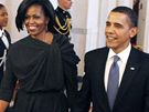 Manelé Obamovi picházejí na ceremonii v Bílém dom u píleitosti Dne en; Washington, 8. bezna 2010 