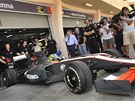 SENNA SE VRACÍ. V prvním tréninku GP Bahrajnu absolvovali svou premiéru ve formuli 1 Bruno Senna i tým Hispania Racing.