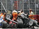 Závod IRL v Sao Paulu, situace tsn po startu po havárii Brazilce Moraese a Ameriana Andretiho.