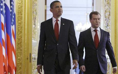 Americký prezdient Obama na návtv ruské hlavy státu Dmitrije Medvedva v Kremlu (2009)