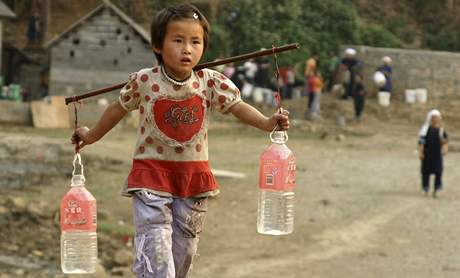 Jihozápad Číny postihlo katastrofální sucho (březen 2010)