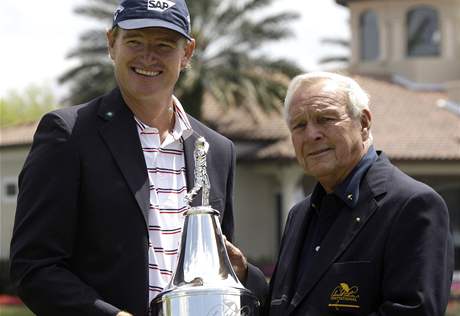 Ernie Els, vtz Arnold Palmer Invitational 2010, a hostitel turnaje A. Palmer.