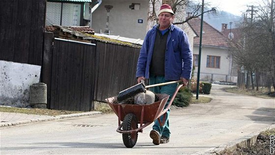 Obec Hosttín se pipravuje na návtvu prince Charlese (19. 3. 2010)