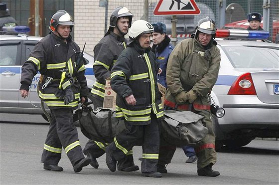 Výbuchy v moskevském metru si vyádaly desítky mrtvých (29. bezna 2010)