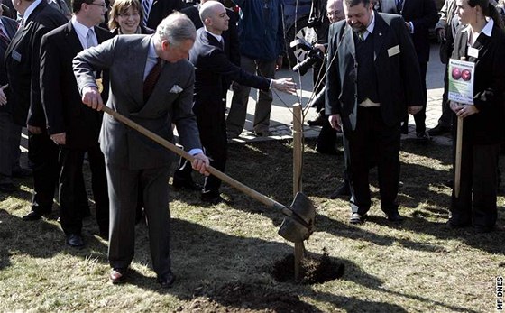 Princ Charles na návštěvě Hostětína (22. března 2010)