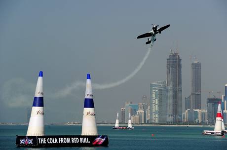 Martin onka pi zvodu srie Red Bull Air Race v Ab Zab