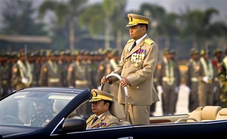 Vdce barmsk vojensk junty Than wei (27. bezna 201)