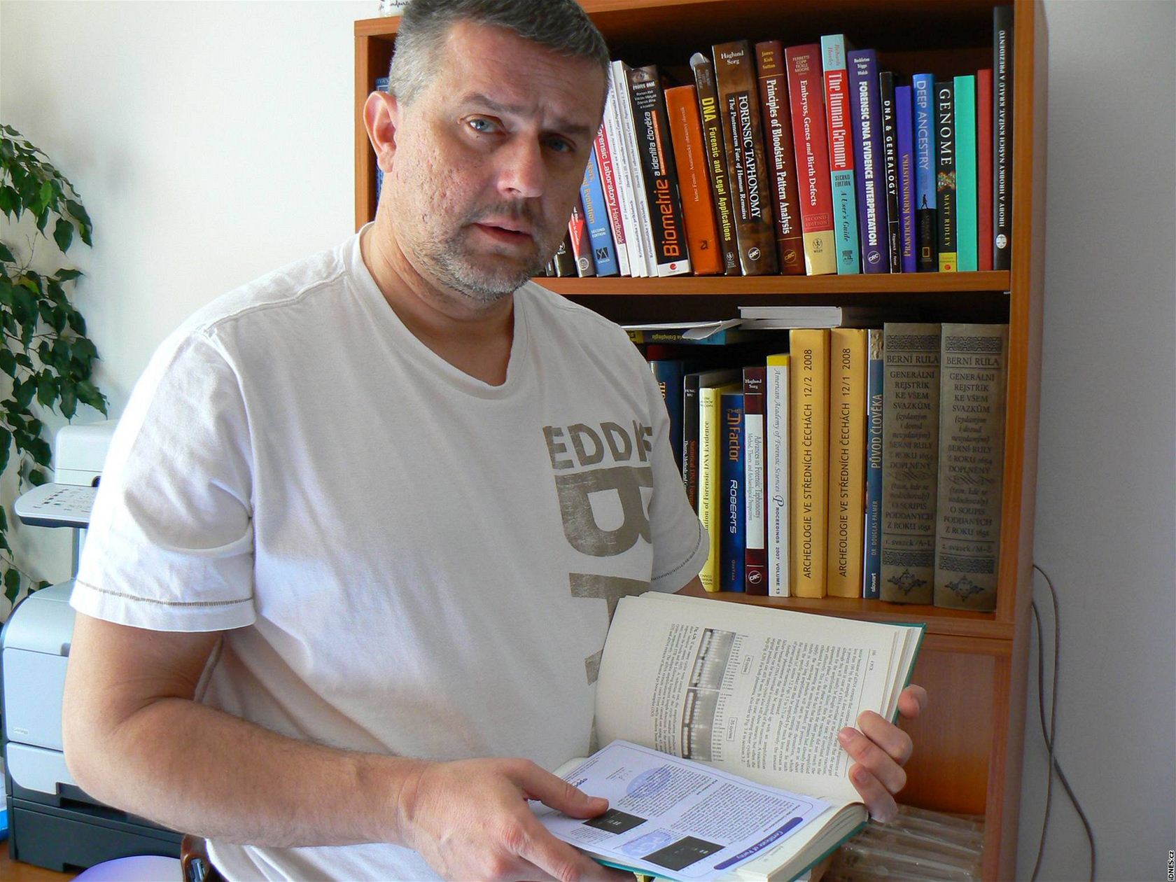 Forenzní genetik Daniel Van�k