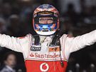 Jenson Button slaví triumf ve Velké cen Austrálie. 