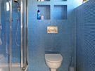 Dtská koupelna v modré barv