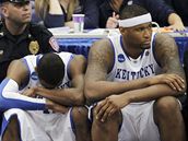 DeMarcus Cousins (vpravo) a John Wall (uprosted) z univerzity Kentucky