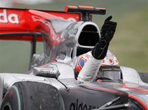 Jenson Button slav triumf ve Velk cen Austrlie. 