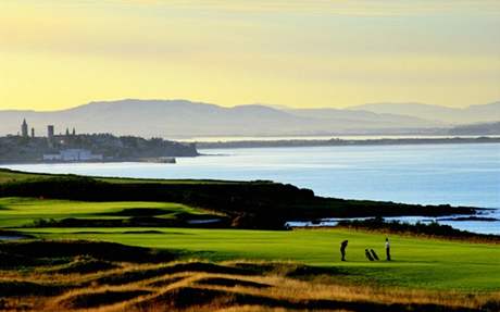 Letos v íjnu se ve bude ve Walesu vbec poprvé konat Ryder Cup, na první hiti postaveném pímo pro tuto píleitost, Twenty Ten course v Celtic Manor Resort.