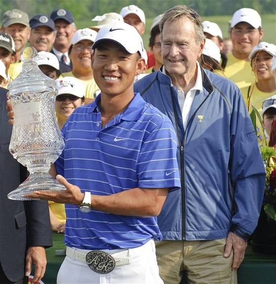 Anthonymu Kimovi k vítzství na Houston Open gratuloval i bývalý americký prezident George Bush starí.