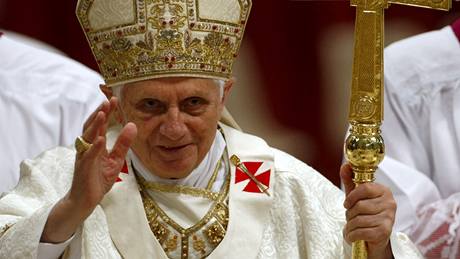 Pape Benedikt XVI. v ím zahájil hlavní oslavy velikononí týdne (1. dubna 2010)