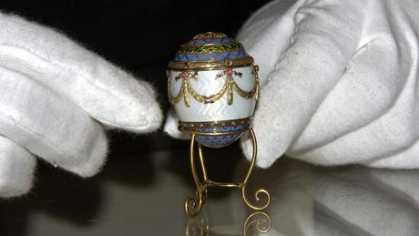 Toto vejce od Fabergho ml ve sv sbrce eck krl Ji I. (18631913)
