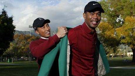 Dvojníci Tigera Woodse, Herme Chua (vlevo) a Cahn Oxelson. 