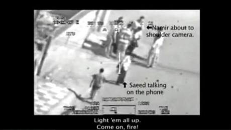 Zábry zachycují skupinku Iráan a dva novináe Reuters tsn ped útokem amerického vrtulníku 