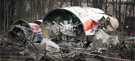 Místo havárie Tupolevu TU-154M u ruského Smolenska. V letadle zahynuly polské politické piky vetn prezidenta Kaczynského. (11. dubna 2010)