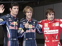 Ti nejlep z kvalifikace Velk ceny ny: (zleva) Mark Webber, vtzn Sebastian Vettel a Fernando Alonso.
