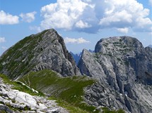 Rakousko, vrcholy Sparafeld a Reichenstein v pohledu z Kalblingu (Gesuse) 