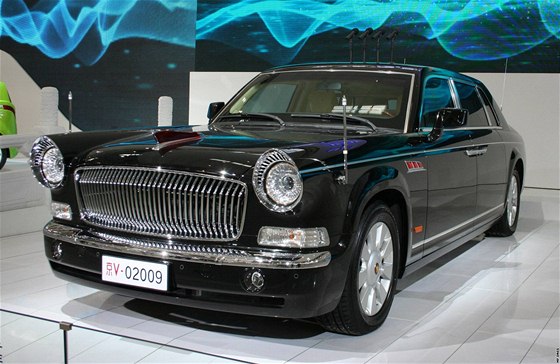 Autosalon Peking 2010: Hongqi - pancéovaná vládní limuzína, která u desítky...